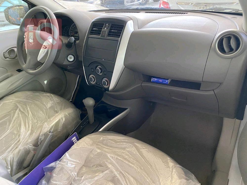 Nissan Sunny
